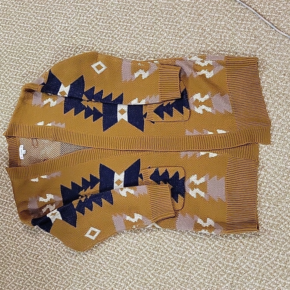 L Love cardigan Size Large
